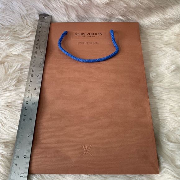 2 Authentic Louis Vuitton Paper Gift Bags Bundle - Picture 6 of 9